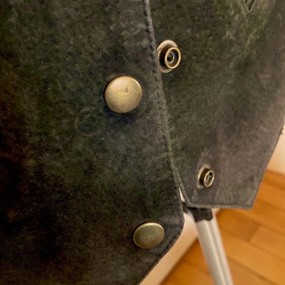 Genuine Leather Snap Front Braided Strap Detailed Vest with adjustable tie back - Picture 8 of 12